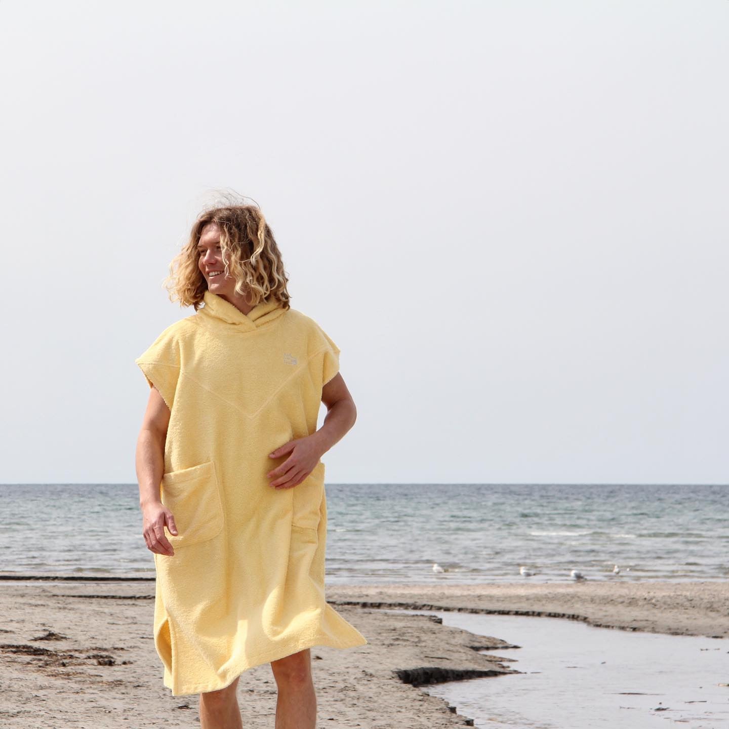 VARGKLADER ヴァーグクレイダー Surf Ponch サーフポンチョ vanilla yellow バニライエロー