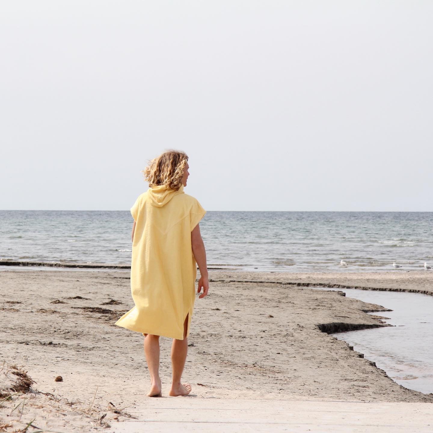 VARGKLADER ヴァーグクレイダー Surf Ponch サーフポンチョ vanilla yellow バニライエロー